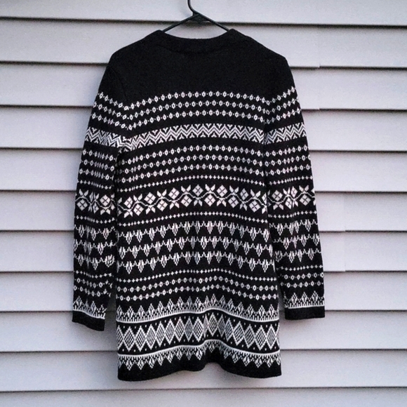 CHRISTOPHER &BANKS WOMENS SWEATER SIZE MEDIUM NWT - Picture 11 of 16